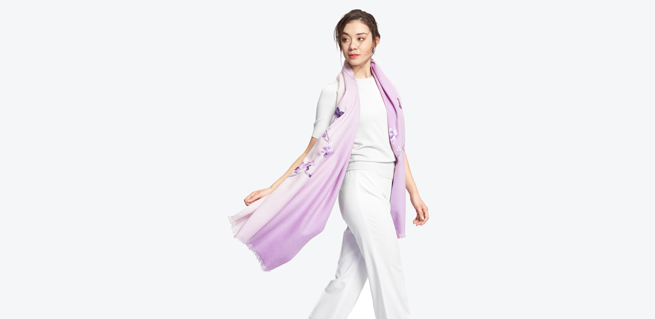 羊绒臻品手绣披肩·海上玉兰C