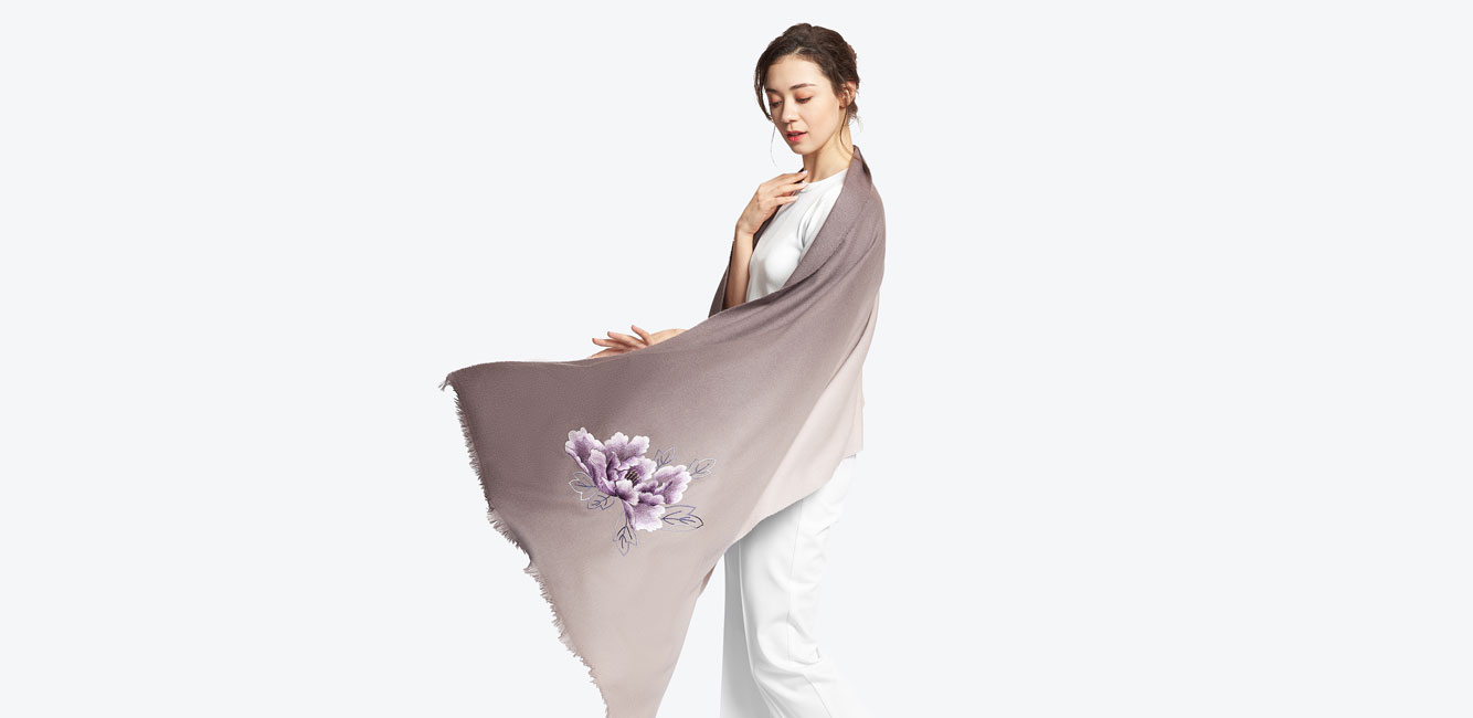 羊绒臻品手绣披肩·香颂牡丹C